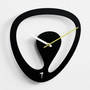 שעון דיר מדגם seven שעוצב ע"י כארים ראשיד.