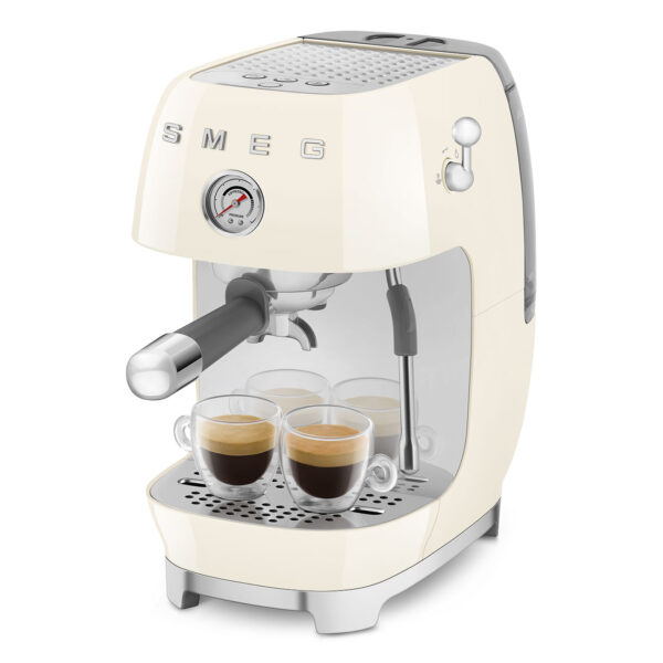 מכונת קפה אספרסו SMEG שמנת
